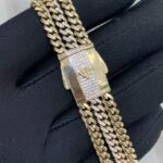 Men's bracelets & chains