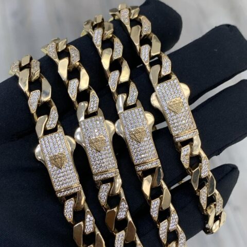 Men's bracelets & chains