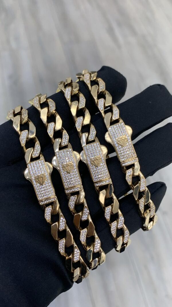 Men's bracelets & chains