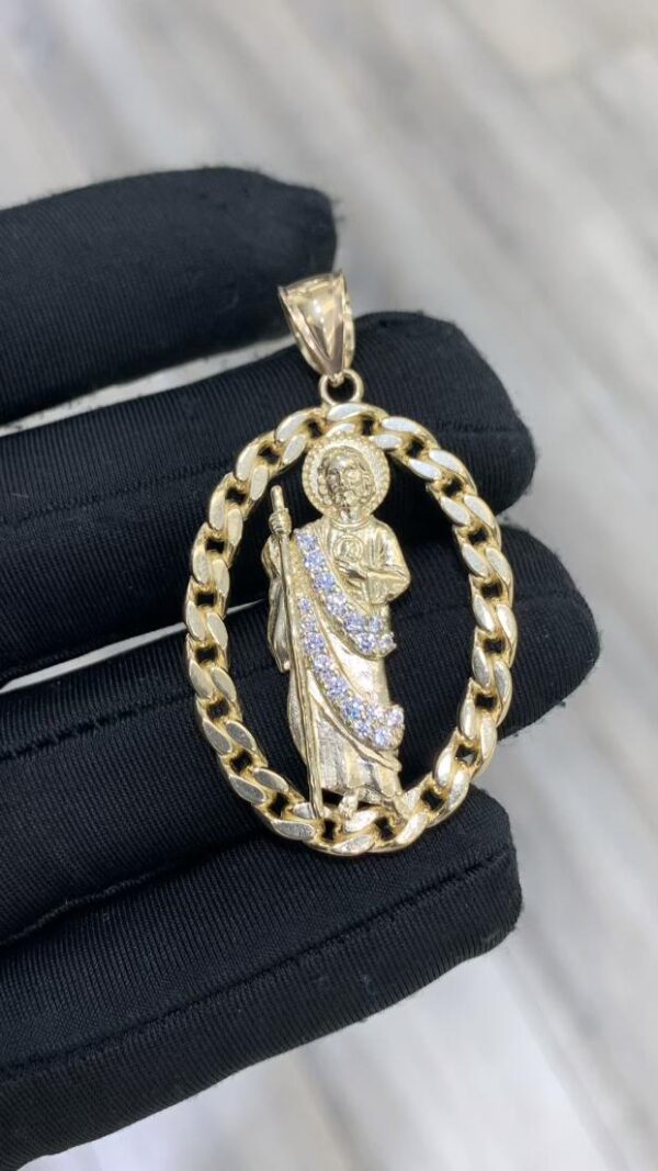 Chain pendant